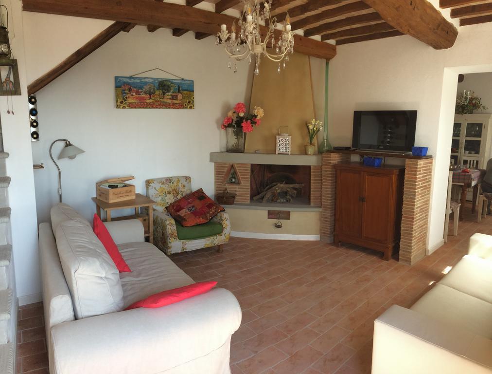 La Casina Delle Rondini ξενώνας Corsanico-Bargecchia Εξωτερικό φωτογραφία